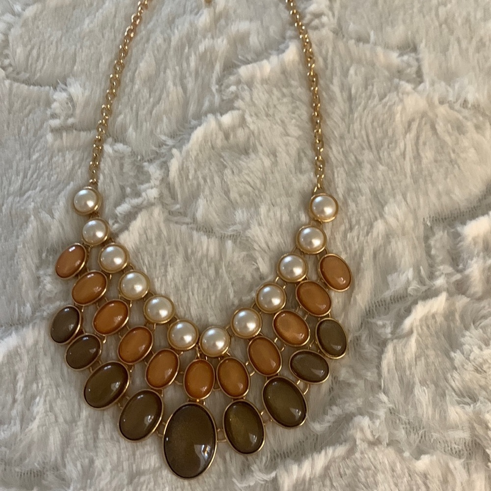 New York and Company Necklace.Gold tone